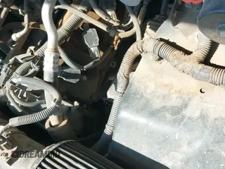 ✅ 2005 Nissan Titan LE • VIN: 1N6AA07A55N560927 • Lot: 42796673. Wystawiony na IAAI z przebiegiem 209 961 mil. Bezpłatny archiwum sprzedaży aukcyjnych z USA i szczegółowy raport historii pojazdu na DreamBid. Zdjęcie 12.