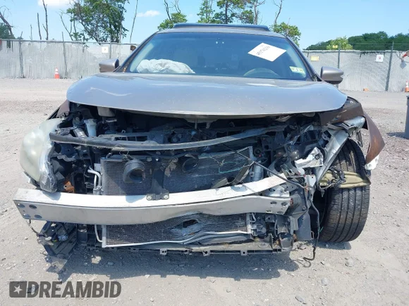 ✅ 2014 Nissan Altima S • VIN: 1N4BL3AP3EN255304 • Лот: 45176216. Опубліковано раніше на IAAI з пробігом 149 968 миль. Безкоштовний доступ до архіву аукціонних продажів зі США та докладний звіт про історію автомобіля на DreamBid. Зображення 6.
