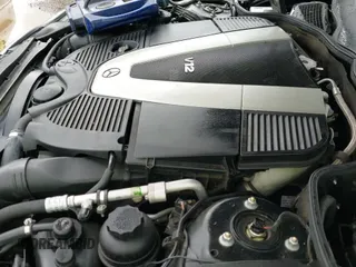 ✅ 2004 Mercedes-Benz SL 500 • VIN: WDBSK76F74F067686 • Lot: 42455014. Wystawiony na IAAI z przebiegiem Nie podano. Bezpłatny archiwum sprzedaży aukcyjnych z USA i szczegółowy raport historii pojazdu na DreamBid. Zdjęcie 19.