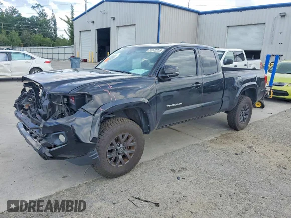 ✅ 2023 Toyota Tacoma SR5 • VIN: 3TYSZ5ANXPT122382 • Лот: 55147216. Опубліковано раніше на Copart з пробігом 100 075 миль. Безкоштовний доступ до архіву аукціонних продажів зі США та докладний звіт про історію автомобіля на DreamBid. Зображення 1.