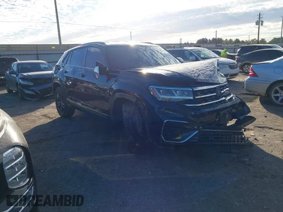 ✅ 2021 Volkswagen Atlas SE • VIN: 1V2ME2CA5MC201690 • Lot: 44022608. Wystawiony na IAAI z przebiegiem 136 472 mil. Bezpłatny archiwum sprzedaży aukcyjnych z USA i szczegółowy raport historii pojazdu na DreamBid. Zdjęcie 1.