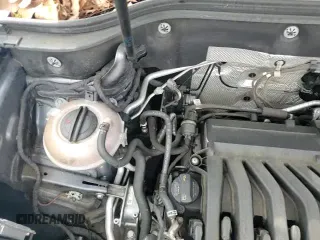 ✅ 2018 Volkswagen Atlas SE • VIN: 1V2DR2CA9JC500471 • Lot: 92985785. Listed on Copart with 124,900 mi. Free auction sales archive from the USA and detailed vehicle history report at DreamBid. Image 16.