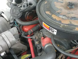 ✅ 1988 Chevrolet Camaro • VIN: 1G1FP21E6JL125248 • Lot: 42739838. Wystawiony na IAAI z przebiegiem 18 516 mil. Bezpłatny archiwum sprzedaży aukcyjnych z USA i szczegółowy raport historii pojazdu na DreamBid. Zdjęcie 22.