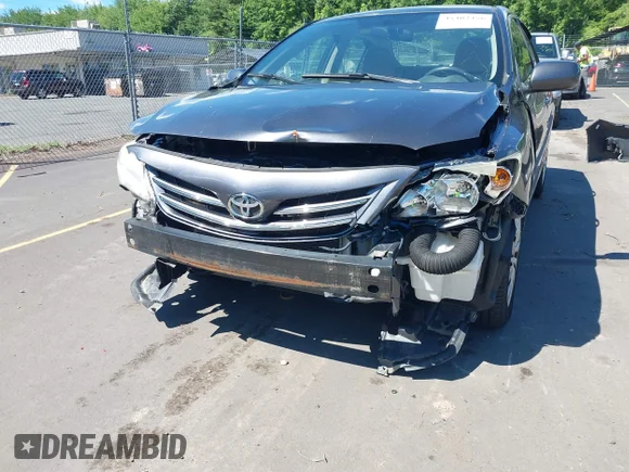✅ 2013 Toyota Corolla LE • VIN: JTDBU4EE0DJ114671 • Лот: 45402456. Опубліковано раніше на IAAI з пробігом 129 179 миль. Безкоштовний доступ до архіву аукціонних продажів зі США та докладний звіт про історію автомобіля на DreamBid. Зображення 6.