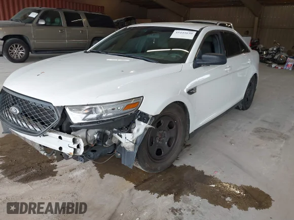 ✅ 2014 Ford Police Interceptor • VIN: 1FAHP2MK8EG178555 • Lot: 45445030. Wystawiony na IAAI z przebiegiem 195 293 mil. Bezpłatny archiwum sprzedaży aukcyjnych z USA i szczegółowy raport historii pojazdu na DreamBid. Zdjęcie 2.