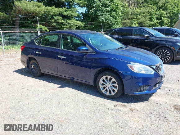 ✅ 2018 Nissan Sentra SV • VIN: 3N1AB7AP2JL627082 • Lot: 45471408. Wystawiony na IAAI z przebiegiem 85 997 mil. Bezpłatny archiwum sprzedaży aukcyjnych z USA i szczegółowy raport historii pojazdu na DreamBid. Zdjęcie 1.