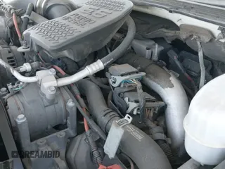 ✅ 2006 Chevrolet Silverado 2500HD LT3 • VIN: 1GCHK23D96F186182 • Lot: 42460326. Wystawiony na IAAI z przebiegiem 298 576 mil. Bezpłatny archiwum sprzedaży aukcyjnych z USA i szczegółowy raport historii pojazdu na DreamBid. Zdjęcie 20.