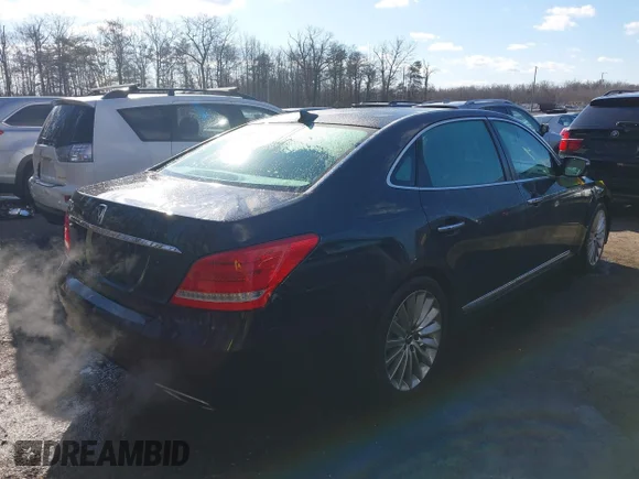 ✅ 2015 Hyundai Equus Signature • VIN: KMHGH4JHXFU095828 • Lot: 41577881. Wystawiony na IAAI z przebiegiem 173 663 mil. Bezpłatny archiwum sprzedaży aukcyjnych z USA i szczegółowy raport historii pojazdu na DreamBid. Zdjęcie 4.