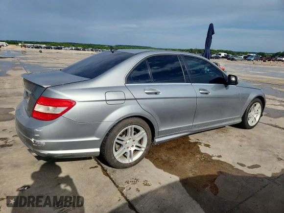 ✅ 2008 Mercedes-Benz C 350 Sport • VIN: WDDGF56X88F175240 • Lot: 58104986. Wystawiony na Copart z przebiegiem Nie podano. Bezpłatny archiwum sprzedaży aukcyjnych z USA i szczegółowy raport historii pojazdu na DreamBid. Zdjęcie 3.