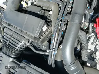 ✅ 2024 Ford Escape ST-Line Select • VIN: 1FMCU9NA6RUA08984 • Lot: 42469931. Wystawiony na IAAI z przebiegiem 12 267 mil. Bezpłatny archiwum sprzedaży aukcyjnych z USA i szczegółowy raport historii pojazdu na DreamBid. Zdjęcie 19.