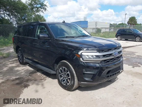 ✅ 2024 Ford Expedition Max XLT • VIN: 1FMJK1J85REA45634 • Лот: 43162019. Опубліковано раніше на IAAI з пробігом 52 110 миль. Безкоштовний доступ до архіву аукціонних продажів зі США та докладний звіт про історію автомобіля на DreamBid. Зображення 1.