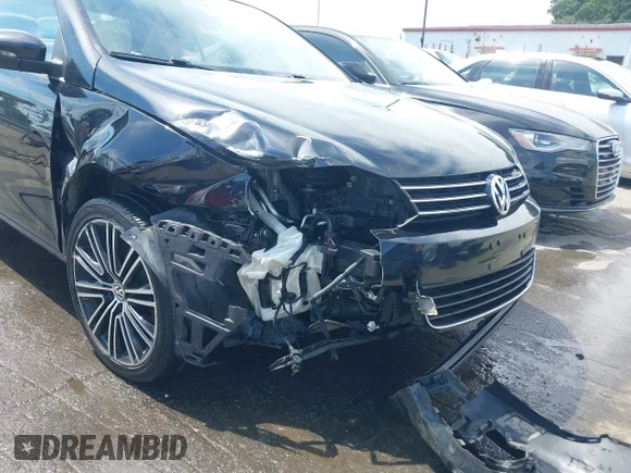 ✅ 2014 Volkswagen Eos Komfort • VIN: WVWBW8AH2EV006290 • Лот: 43069451. Опубликован ранее на IAAI с пробегом 134 827 миль. Бесплатный доступ к архиву аукционных продаж из США и подробный отчёт об истории автомобиля на DreamBid. Изображение 6.