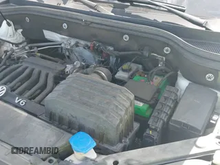 ✅ 2019 Volkswagen Atlas SEL • VIN: 1V2ER2CAXKC601394 • Lot: 42802095. Wystawiony na IAAI z przebiegiem 77 498 mil. Bezpłatny archiwum sprzedaży aukcyjnych z USA i szczegółowy raport historii pojazdu na DreamBid. Zdjęcie 18.