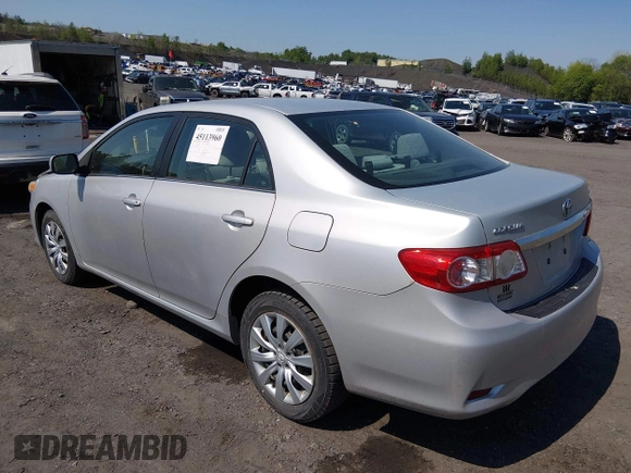 ✅ 2013 Toyota Corolla LE • VIN: 2T1BU4EE2DC993179 • Lot: 45113960. Wystawiony na IAAI z przebiegiem 118 536 mil. Bezpłatny archiwum sprzedaży aukcyjnych z USA i szczegółowy raport historii pojazdu na DreamBid. Zdjęcie 3.