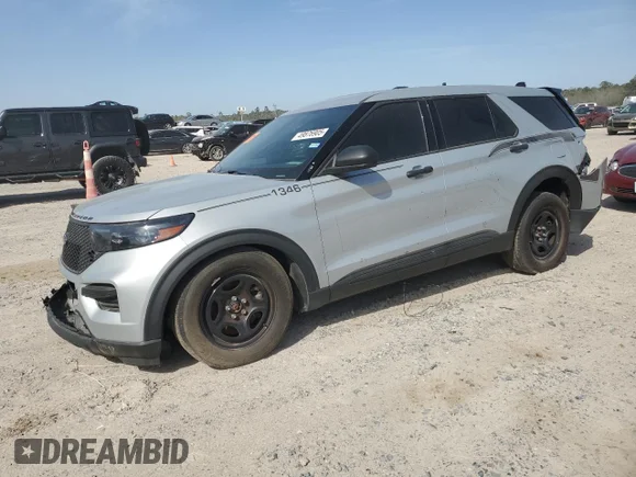 ✅ 2022 Ford Police Interceptor Utility • VIN: 1FM5K8AC2NGC26347 • Lot: 49876905. Listed on Copart with 26,297 mi. Free auction sales archive from the USA and detailed vehicle history report at DreamBid. Image 1.