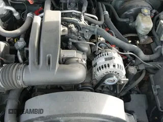 ✅ 2005 GMC Envoy SLT • VIN: 1GKET16M156142931 • Лот: 41584914. Опубликован ранее на IAAI с пробегом 215 452 миль. Бесплатный доступ к архиву аукционных продаж из США и подробный отчёт об истории автомобиля на DreamBid. Изображение 19.