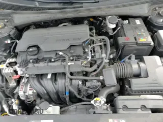 2023 Hyundai Elantra Limited z VIN KMHLP4AG7PU560169, wystawiony jako Copart lot #87082735 z przebiegiem 13 848 mil mil oraz Szkoda całkowita • Salvage title. Historia ofert i sprzedaży dostępna na DreamBid. Obrazek 13.