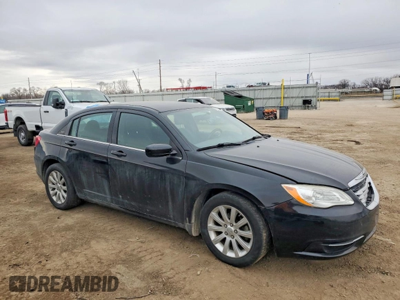 ✅ 2012 Chrysler 200 Touring • VIN: 1C3CCBBB0CN236593 • Lot: 73256345. Wystawiony na Copart z przebiegiem 83 003 mil. Bezpłatny archiwum sprzedaży aukcyjnych z USA i szczegółowy raport historii pojazdu na DreamBid. Zdjęcie 4.
