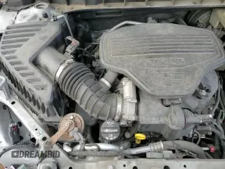 ✅ 2017 Cadillac XT5 Luxury AWD • VIN: 1GYKNDRSXHZ127426 • Лот: 91967545. Опубликован ранее на Copart с пробегом 137 607 миль. Бесплатный доступ к архиву аукционных продаж из США и подробный отчёт об истории автомобиля на DreamBid. Изображение 13.