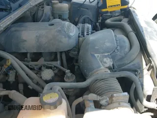 ✅ 2001 Chevrolet Tahoe LS • VIN: 1GNEK13T01J115096 • Lot: 42228258. Wystawiony na IAAI z przebiegiem 261 971 mil. Bezpłatny archiwum sprzedaży aukcyjnych z USA i szczegółowy raport historii pojazdu na DreamBid. Zdjęcie 12.