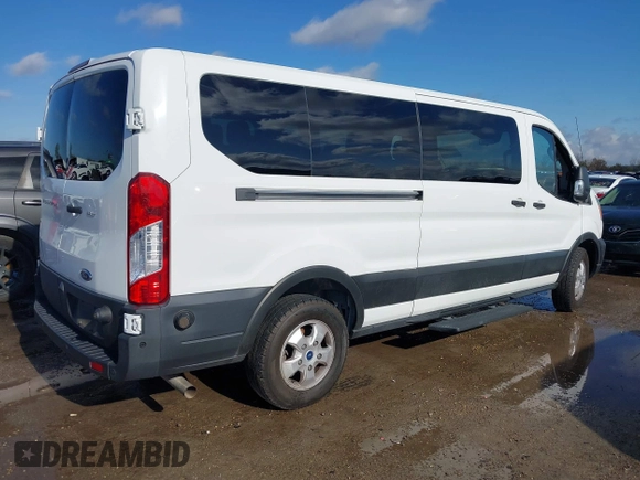 ✅ 2020 Ford Transit Passenger XL • VIN: 1FBAX2Y81LKA26321 • Лот: 41110834. Опубліковано раніше на IAAI з пробігом Не вказано. Безкоштовний доступ до архіву аукціонних продажів зі США та докладний звіт про історію автомобіля на DreamBid. Зображення 4.