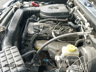 ✅ 2004 Nissan Frontier XE • VIN: 1N6DD26T34C410795 • Lot: 43704845. Wystawiony na IAAI z przebiegiem 175 879 mil. Bezpłatny archiwum sprzedaży aukcyjnych z USA i szczegółowy raport historii pojazdu na DreamBid. Zdjęcie 19.