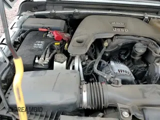 ✅ 2019 Jeep Wrangler Unlimited Rubicon • VIN: 1C4HJXFG3KW581507 • Lot: 71675165. Listed on Copart with 30,842 mi. Free auction sales archive from the USA and detailed vehicle history report at DreamBid. Image 13.