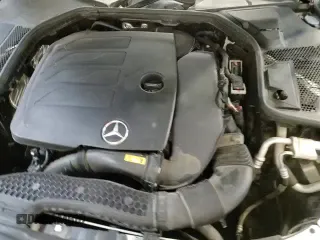 ✅ 2020 Mercedes-Benz C 300 • VIN: 55SWF8EB1LU326797 • Лот: 93333915. Опубликован ранее на Copart с пробегом 108 229 миль. Бесплатный доступ к архиву аукционных продаж из США и подробный отчёт об истории автомобиля на DreamBid. Изображение 13.