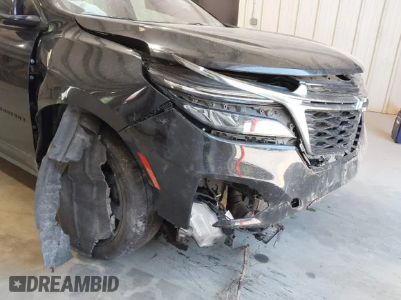 ✅ 2022 Chevrolet Equinox RS • VIN: 2GNAXWEV2N6152097 • Lot: 44862995. Listed on IAAI with 108,127 mi. Free auction sales archive from the USA and detailed vehicle history report at DreamBid. Image 6.