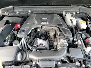 ✅ 2019 Jeep Wrangler Rubicon • VIN: 1C4HJXCGXKW620839 • Лот: 82902314. Опубликован ранее на Copart с пробегом 35 607 миль. Бесплатный доступ к архиву аукционных продаж из США и подробный отчёт об истории автомобиля на DreamBid. Изображение 14.