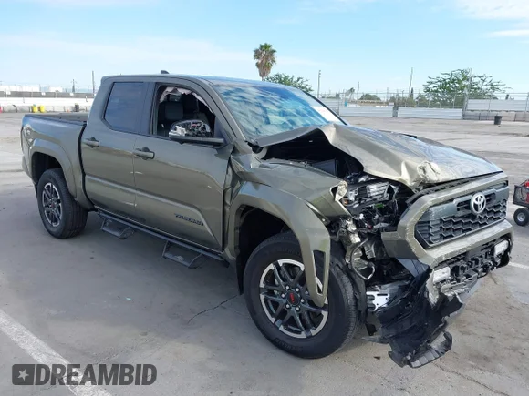 ✅ 2024 Toyota Tacoma SR5 • VIN: 3TMLB5JN5RM040020 • Lot: 43290040. Listed on IAAI with 13,792 mi. Free auction sales archive from the USA and detailed vehicle history report at DreamBid. Image 1.