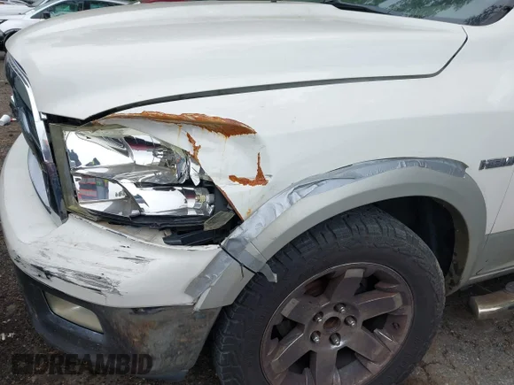 ✅ 2009 Dodge 1500 SLT • VIN: 1D3HB13T19S815521 • Лот: 42134380. Опубліковано раніше на IAAI з пробігом 255 480 миль. Безкоштовний доступ до архіву аукціонних продажів зі США та докладний звіт про історію автомобіля на DreamBid. Зображення 6.