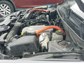 ✅ 2019 Honda Insight LX • VIN: 19XZE4F19KE004722 • Lot: 43737330. Wystawiony na IAAI z przebiegiem 92 957 mil. Bezpłatny archiwum sprzedaży aukcyjnych z USA i szczegółowy raport historii pojazdu na DreamBid. Zdjęcie 19.