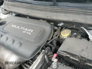 ✅ 2017 Jeep Cherokee Latitude • VIN: 1C4PJLCBXHW578514 • Lot: 42177673. Listed on IAAI with 125,030 mi. Free auction sales archive from the USA and detailed vehicle history report at DreamBid. Image 19.