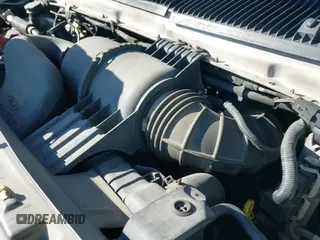 ✅ 2011 Ford Econoline Passenger XL • VIN: 1FBSS3BL3BDA90014 • Lot: 42027627. Wystawiony na IAAI z przebiegiem 283 242 mil. Bezpłatny archiwum sprzedaży aukcyjnych z USA i szczegółowy raport historii pojazdu na DreamBid. Zdjęcie 12.