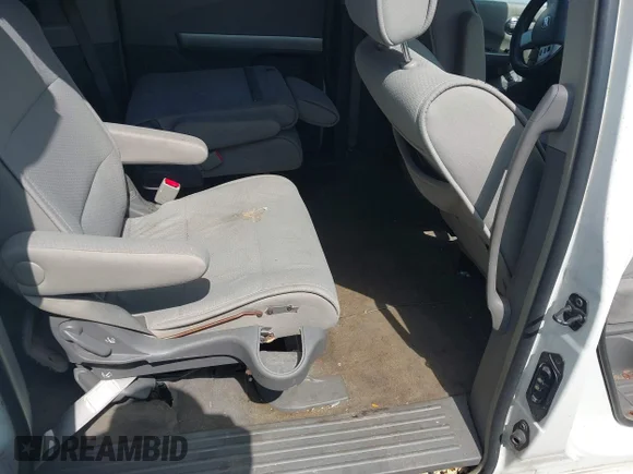 ✅ 2008 Nissan Quest S • VIN: 5N1BV28U48N112579 • Lot: 42710341. Wystawiony na IAAI z przebiegiem 250 993 mil. Bezpłatny archiwum sprzedaży aukcyjnych z USA i szczegółowy raport historii pojazdu na DreamBid. Zdjęcie 8.