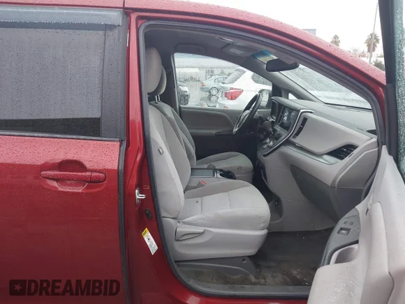 ✅ 2015 Toyota Sienna LE • VIN: 5TDKK3DCXFS629876 • Lot: 43667841. Listed on IAAI with 191,574 mi. Free auction sales archive from the USA and detailed vehicle history report at DreamBid. Image 5.