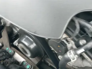 ✅ 2018 Genesis G90 Premium • VIN: KMHG34JA1JU043725 • Lot: 42252482. Listed on IAAI with 131,636 mi. Free auction sales archive from the USA and detailed vehicle history report at DreamBid. Image 19.