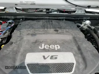 ✅ 2018 Jeep Wrangler Unlimited Sport S • VIN: 1C4BJWDG3JL907759 • Lot: 81500305. Wystawiony na Copart z przebiegiem 75 309 mil. Bezpłatny archiwum sprzedaży aukcyjnych z USA i szczegółowy raport historii pojazdu na DreamBid. Zdjęcie 17.