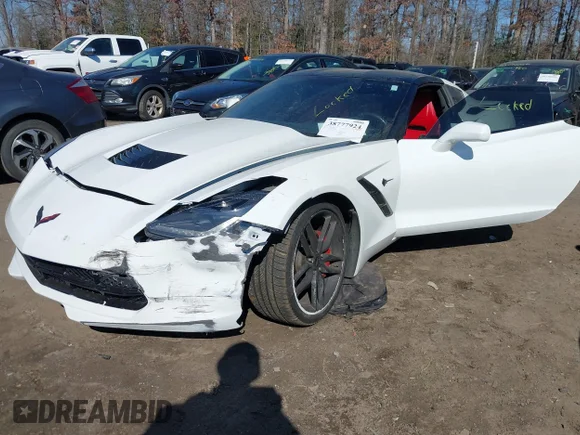 ✅ 2019 Chevrolet Corvette 1LT • VIN: 1G1YB2D70K5100436 • Lot: 44575731. Wystawiony na IAAI z przebiegiem 70 674 mil. Bezpłatny archiwum sprzedaży aukcyjnych z USA i szczegółowy raport historii pojazdu na DreamBid. Zdjęcie 2.