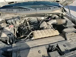 ✅ 2019 Ford F-150 XL • VIN: 1FTMF1C58KKC79055 • Lot: 85526035. Listed on Copart with 123,597 mi. Free auction sales archive from the USA and detailed vehicle history report at DreamBid. Image 13.