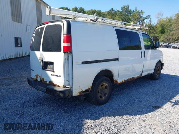 ✅ 2004 Chevrolet Express Cargo • VIN: 1GCFG15X941179205 • Lot: 43145719. Listed on IAAI with 208,243 mi. Free auction sales archive from the USA and detailed vehicle history report at DreamBid. Image 4.