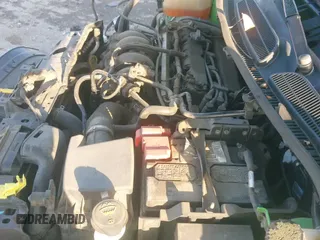 ✅ 2015 Ford Fiesta Titanium • VIN: 3FADP4FJ3FM163208 • Лот: 42491290. Опубликован ранее на IAAI с пробегом 88 498 миль. Бесплатный доступ к архиву аукционных продаж из США и подробный отчёт об истории автомобиля на DreamBid. Изображение 19.