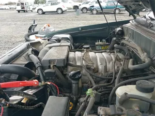 ✅ 2000 Toyota Tundra Limited • VIN: 5TBBT4812YS031675 • Lot: 41626727. Listed on IAAI with 257,195 mi. Free auction sales archive from the USA and detailed vehicle history report at DreamBid. Image 19.