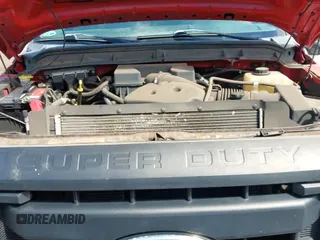 ✅ 2011 Ford F-350 XL • VIN: 1FTBF3A60BEC97174 • Lot: 43721728. Wystawiony na IAAI z przebiegiem 75 123 mil. Bezpłatny archiwum sprzedaży aukcyjnych z USA i szczegółowy raport historii pojazdu na DreamBid. Zdjęcie 18.