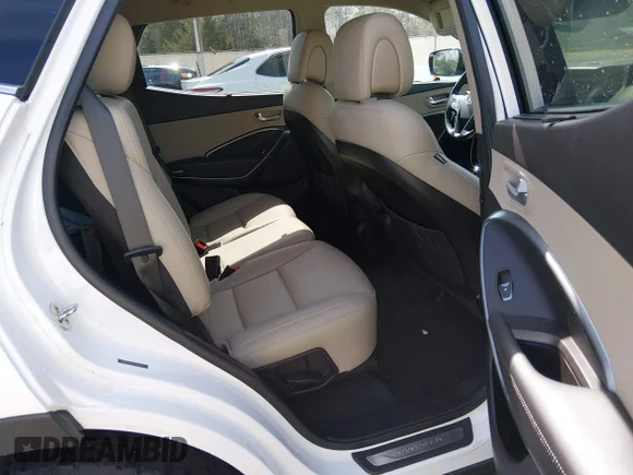 ✅ 2018 Hyundai Santa Fe 2.0T • VIN: 5NMZU4LA2JH090101 • Lot: 44441636. Wystawiony na IAAI z przebiegiem 55 068 mil. Bezpłatny archiwum sprzedaży aukcyjnych z USA i szczegółowy raport historii pojazdu na DreamBid. Zdjęcie 8.