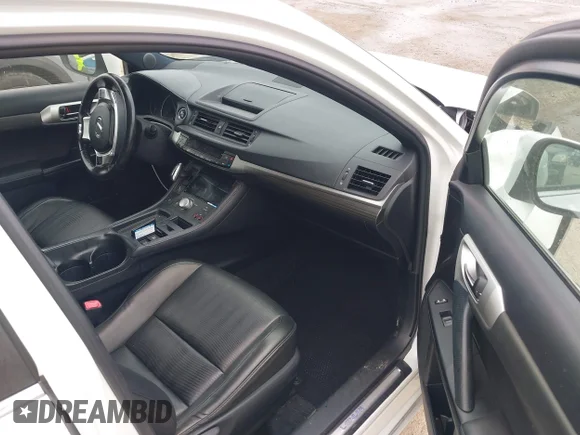 ✅ 2012 Lexus CT 200h Premium • VIN: JTHKD5BH4C2122655 • Лот: 44765196. Опубліковано раніше на IAAI з пробігом 178 586 миль. Безкоштовний доступ до архіву аукціонних продажів зі США та докладний звіт про історію автомобіля на DreamBid. Зображення 5.