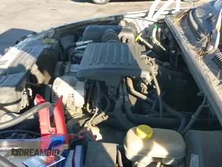 ✅ 2001 Dodge Dakota Sport • VIN: 1B7GL2AN81S127838 • Lot: 40687174. Wystawiony na IAAI z przebiegiem 235 301 mil. Bezpłatny archiwum sprzedaży aukcyjnych z USA i szczegółowy raport historii pojazdu na DreamBid. Zdjęcie 12.