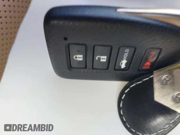 ✅ 2013 Lexus ES 300h • VIN: JTHBW1GG6D2004112 • Лот: 45325085. Опубликован ранее на IAAI с пробегом 39 389 миль. Бесплатный доступ к архиву аукционных продаж из США и подробный отчёт об истории автомобиля на DreamBid. Изображение 11.