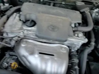 ✅ 2018 Toyota RAV4 XLE • VIN: JTMWFREV8JD121693 • Лот: 92261565. Опубликован ранее на Copart с пробегом 102 856 миль. Бесплатный доступ к архиву аукционных продаж из США и подробный отчёт об истории автомобиля на DreamBid. Изображение 16.